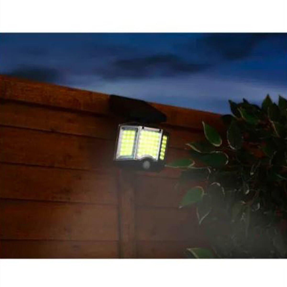 St Helens LED Solar Security Wall Lamp With Remote Control and Movement Sensor