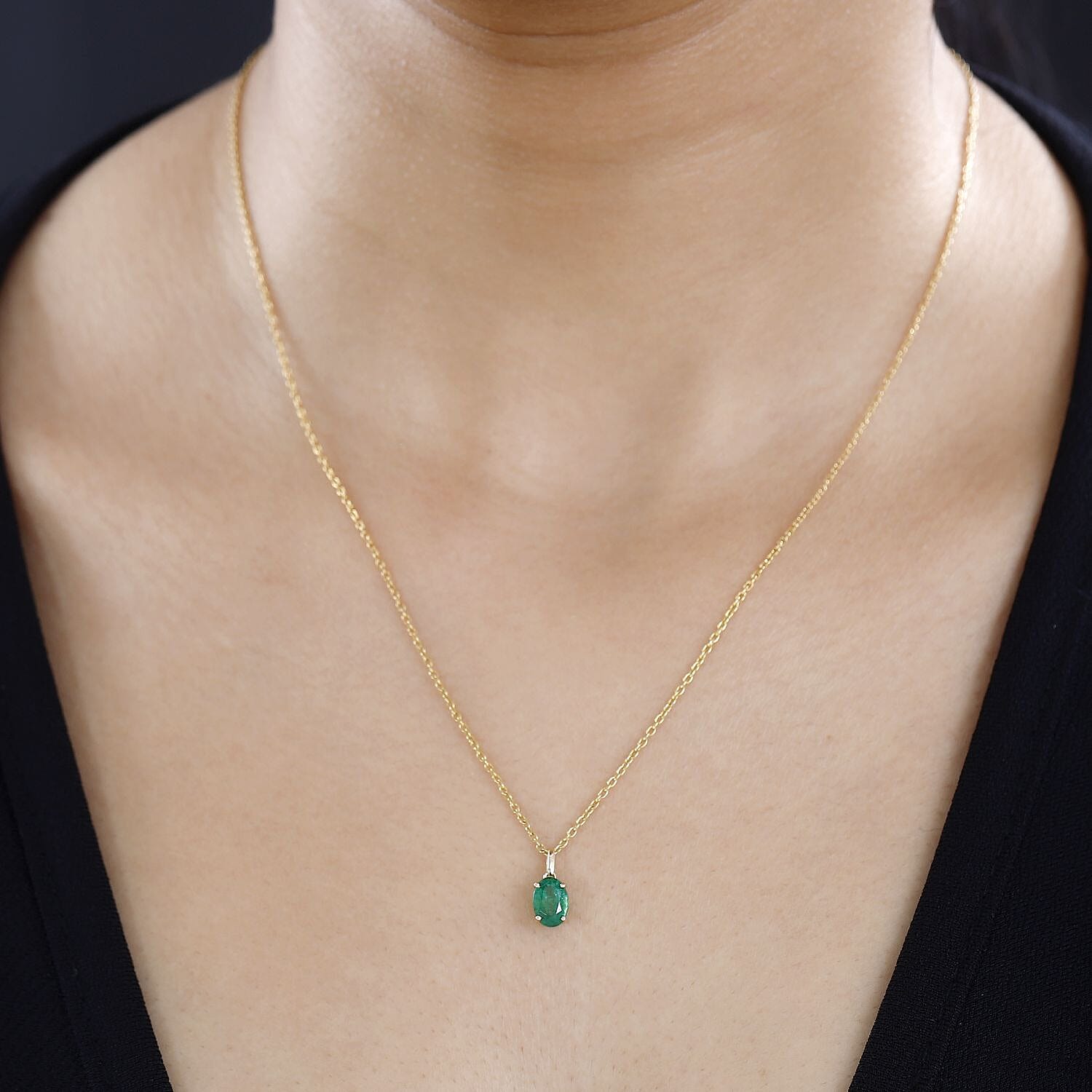 9K Yellow Gold  AAA   Emerald  Pendant 0.79 ct,