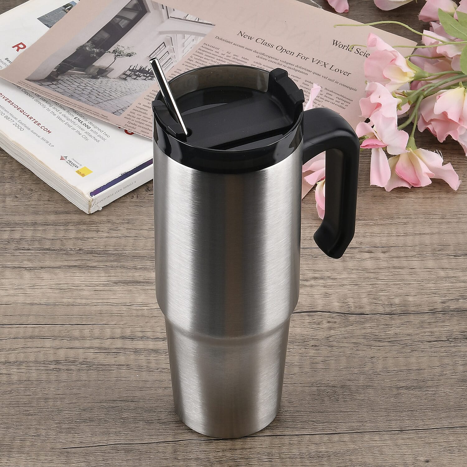 Stainless Steel Tumbler with Straw, Ergonomic Handle & Leak-Proof Lid - 850ml