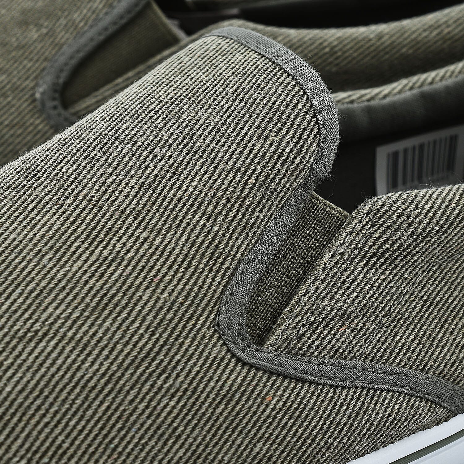 Mens Boston Canvas Shoes (Size 7) - White