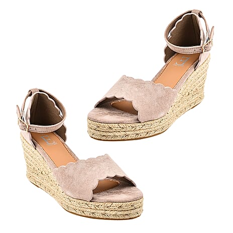 Ladies Sandal (Size 5) - Sand