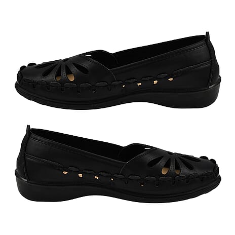 Shoe Tree Comfort Palma Lightweight Slip On Shoe (Size 6) - Black