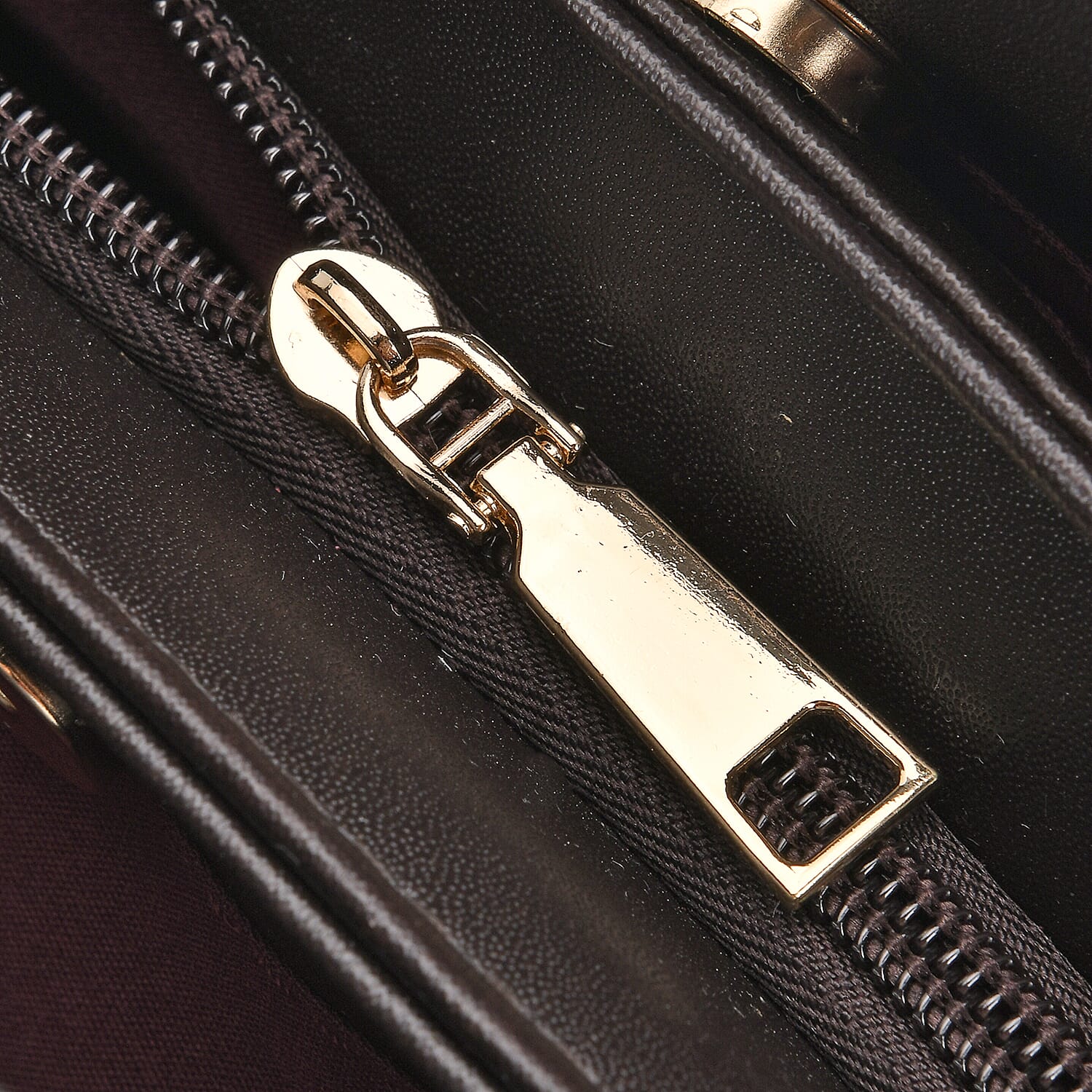 Embossed Rhomboid Handbag with Detachable Shoulder Strap - Coin Bag - Pink