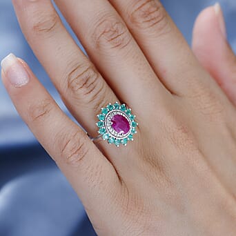 https://tjcuk.sirv.com/Products/77/6/7767738/John-Saul-Ruby-Moissanite-Zambian-Emerald-Main-Stone-With-Side-Stone-R_7767738_2.jpg?w=342&h=342