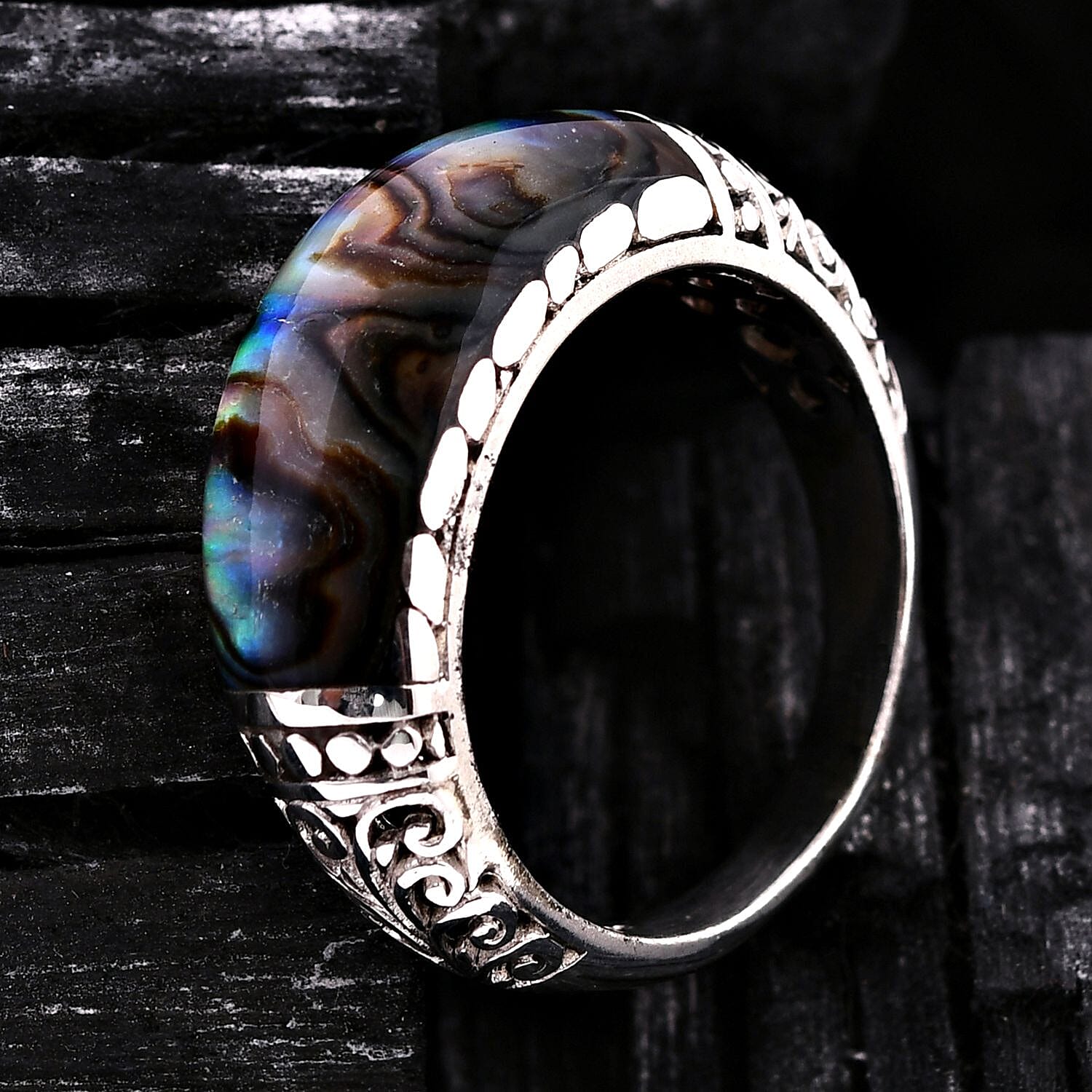 Abalone Shell  Ring  Sterling Silver 0.01 ct,  Silver Wt. 5.2 Gms  0.010  Ct.