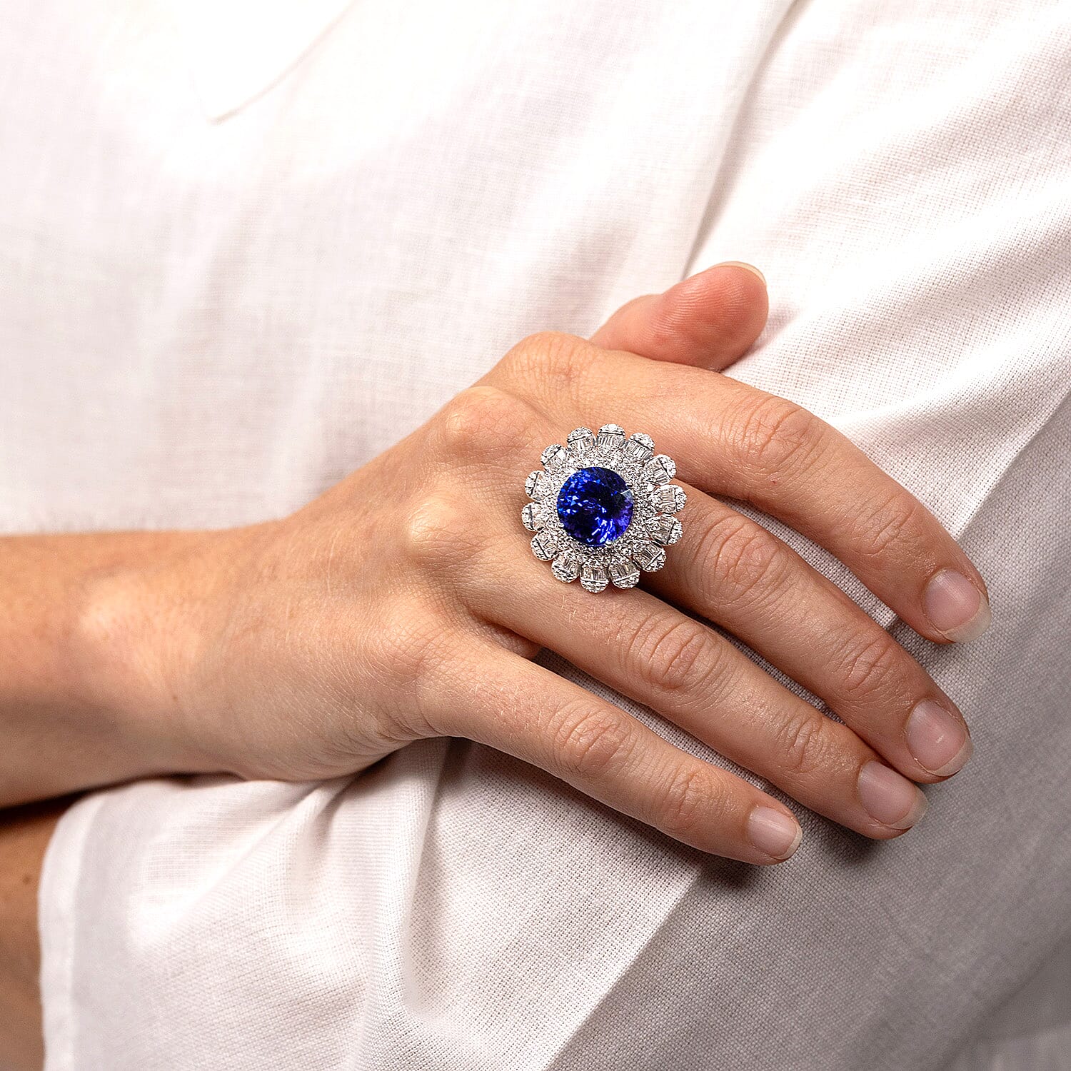 Certified and Appraised RHAPSODY 950 Platinum AGI Certified AAAA Tanzanite & (VS-E-F) White Diamond Ring 13.71 Ct, Platinum Wt. 19.00 Gms.