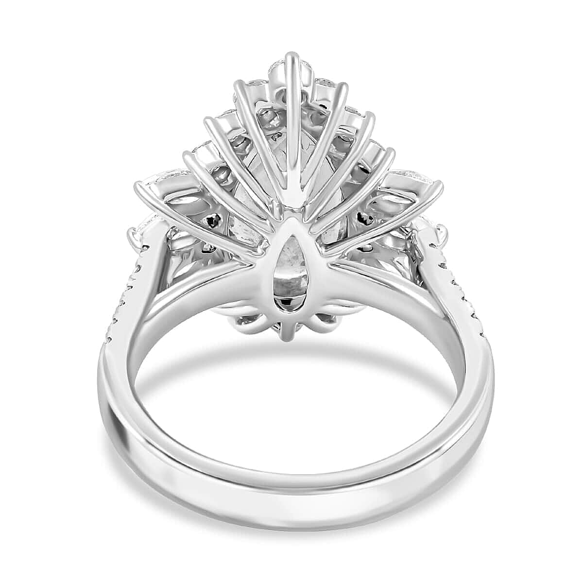 950 Platinum  AAAA  Zambian Emerald   White Diamond  VS Ring 5.26 ct,  Platinum Wt. 10.41 Gms  5.260  Ct.