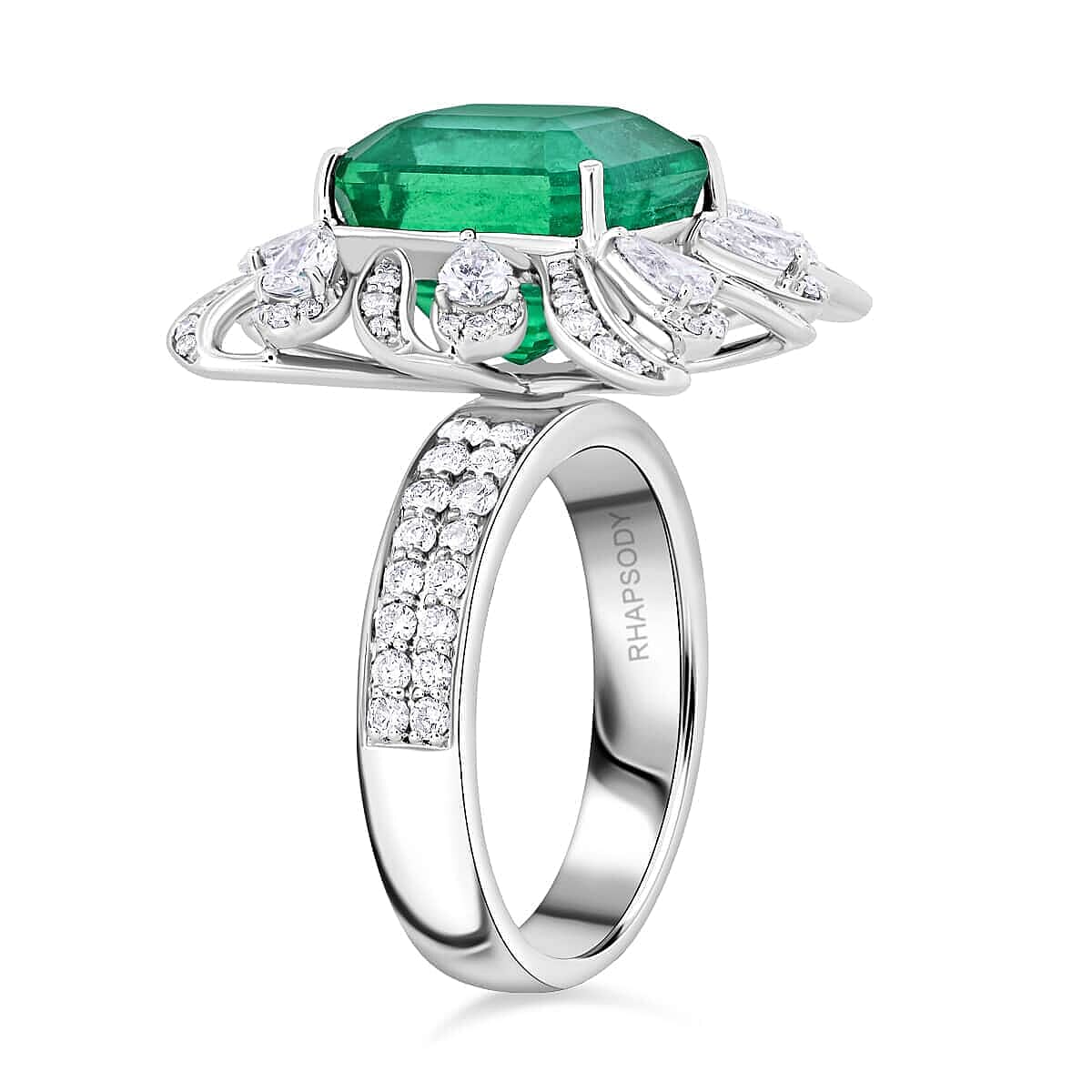 950 Platinum  AAAA  Ethiopian Emerald   White Diamond  VS Ring 9.30 ct,  Platinum Wt. 13.06 Gms  9.300  Ct.