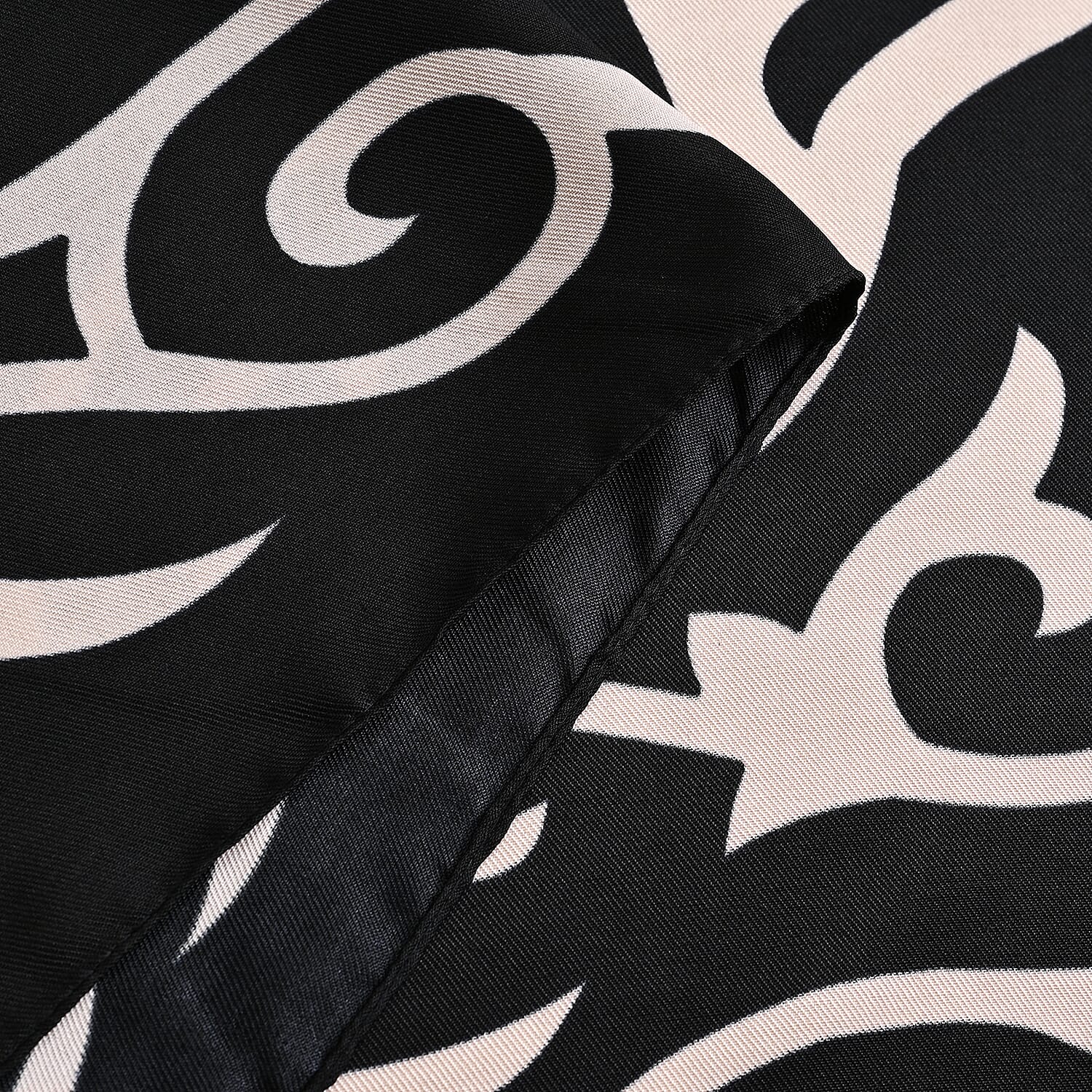 Closeout Deal Printed Cloud Brocade Long Scarf (Size 180x88 cm) - Black - White