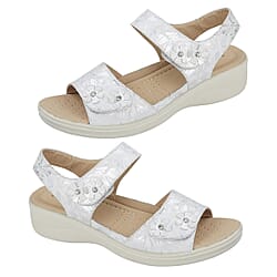  JO and JOE AZALEA Ladies White Wedge Metallic Sandal - Beige
