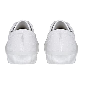 https://tjcuk.sirv.com/Products/77/7/7772247/Ladies-Shoe-Size-6-White_7772247_2.jpg?w=342&h=342