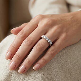 https://tjcuk.sirv.com/Products/77/7/7772607/LUXURIANT-1-Ct-Lab-Grown-Diamond-5-Stone-Ring-in-950-Platinum-SGL-Cert_7772607_1.jpg?w=342&h=342