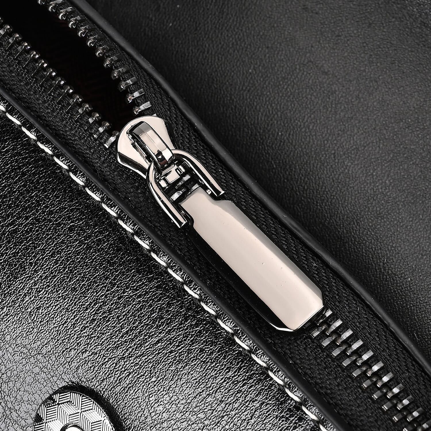 BRAND NEW LAUNCH- Sumptuous quality 100% Genuine Leather Crossbody Bag - Black