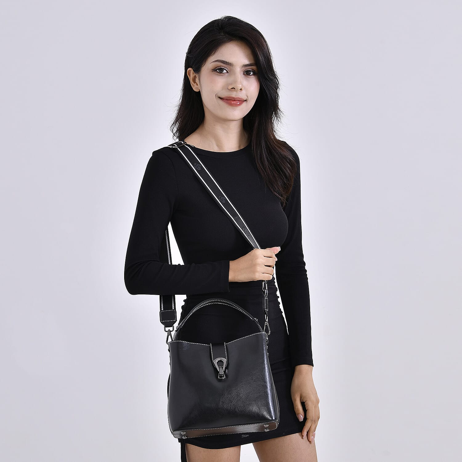 100 % Genuine Leather Solid Crossbody Bag (Size 24x10x21 cm) - Black