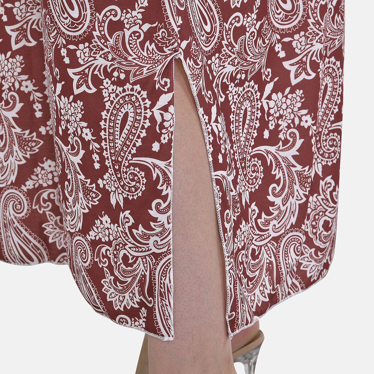 Tamsy V-Neck Paisley Print Dress (One Size) - Red Tamsy V-Neck Paisley Print Dress (One Size) - Red