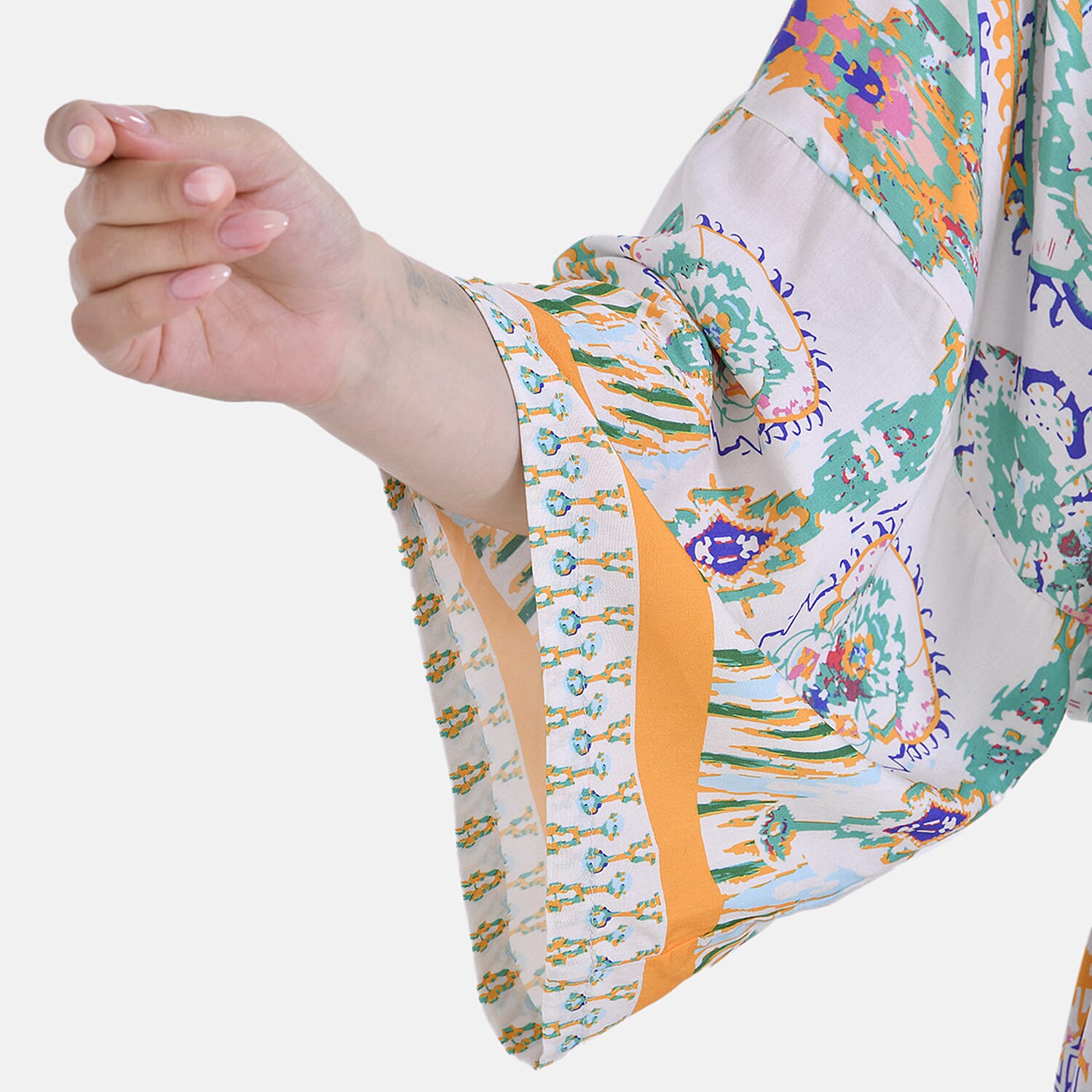 Closeout Deal 100% Viscose Flower Printed Long Kimono (One Size) - White