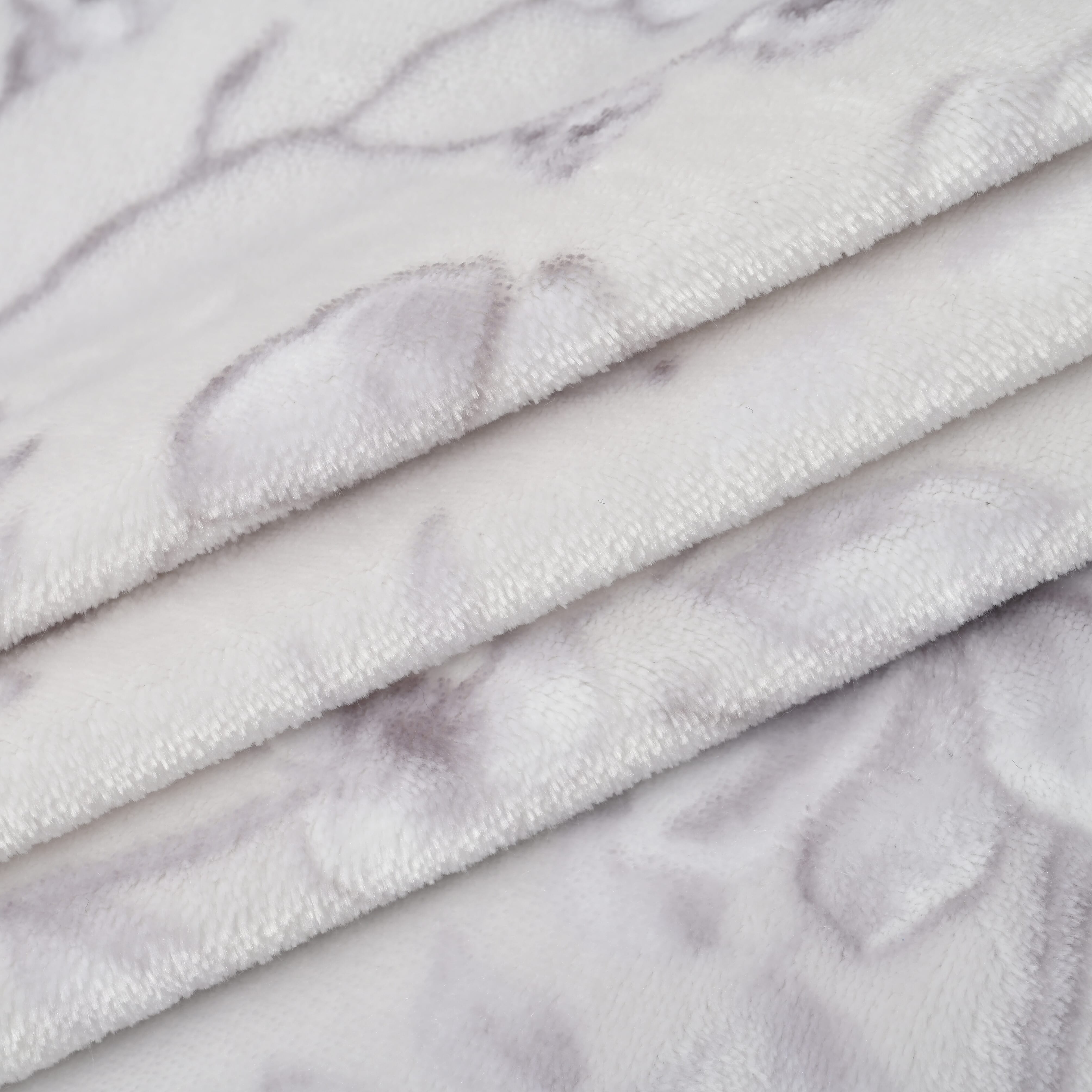 Polyester Flower and Leaves Blanket (Size 2x1 m) - White & Blue