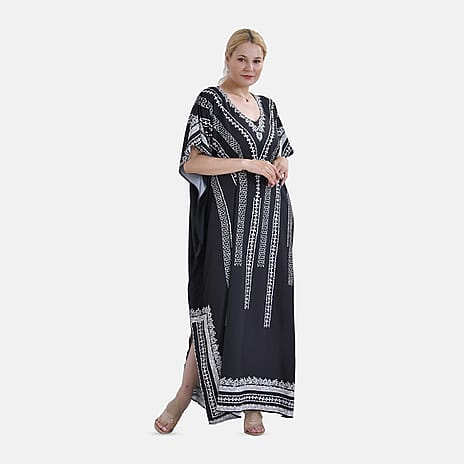 Closeout Deal Polyester Patterned Maxi  - Black & Black