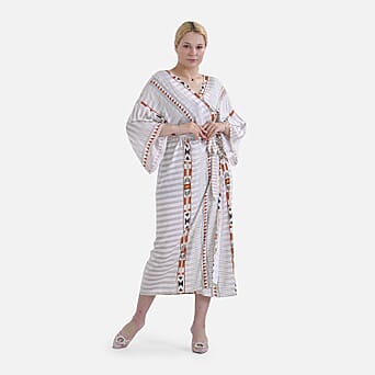 https://tjcuk.sirv.com/Products/77/8/7780511/Closeout-Deal-Tribal-Kimono-Size-125x1-cm-White-White_7780511.jpg?w=342&h=342