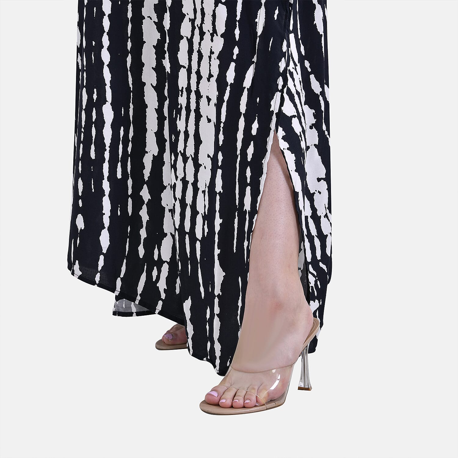 Closeout Deal 100% Viscose V-Neck Tie-Dye Stripe Pattern-Mid-Sleeve Dress (One Size) (8 TO 20) -  Black - White