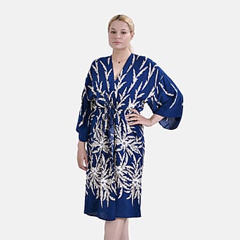 https://tjcuk.sirv.com/Products/77/8/7781372/Tamsy-Flower-Kimono-Size-110x1-cm-Black-White-Black-and-White_7781372.jpg?w=342&h=342