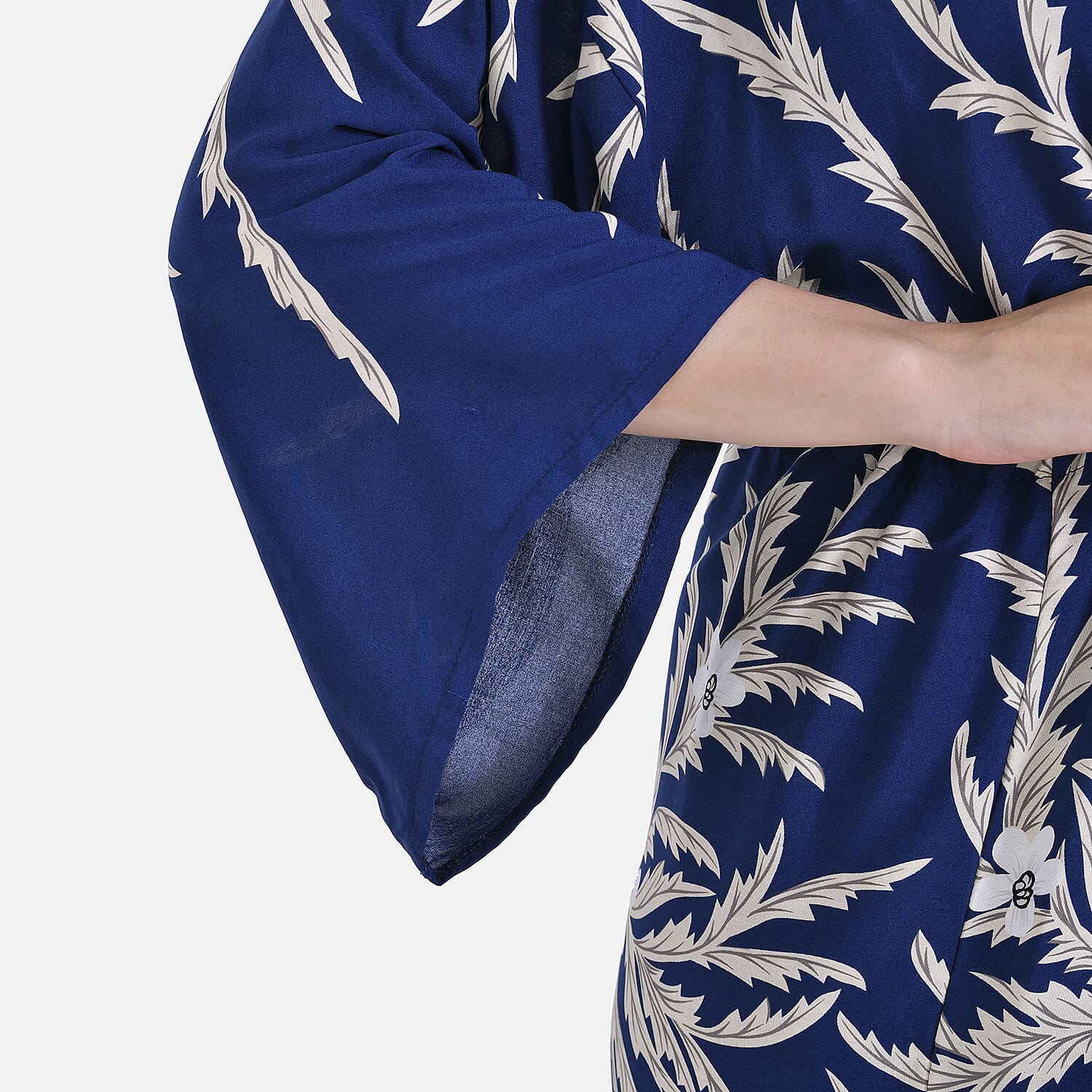 Tamsy Palm Print Tie Waist Kimono Dress (Onesize) - Black & White