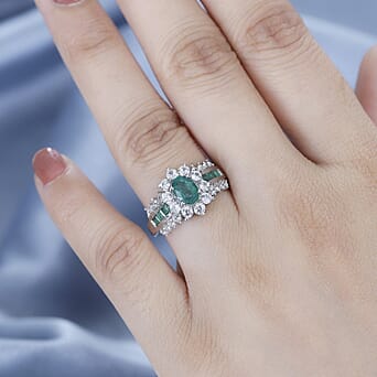 https://tjcuk.sirv.com/Products/77/8/7783722/Emerald-White-Zircon-Main-Stone-With-Side-Stone-Ring-in-Rhodium-Overla_7783722_2.jpg?w=342&h=342