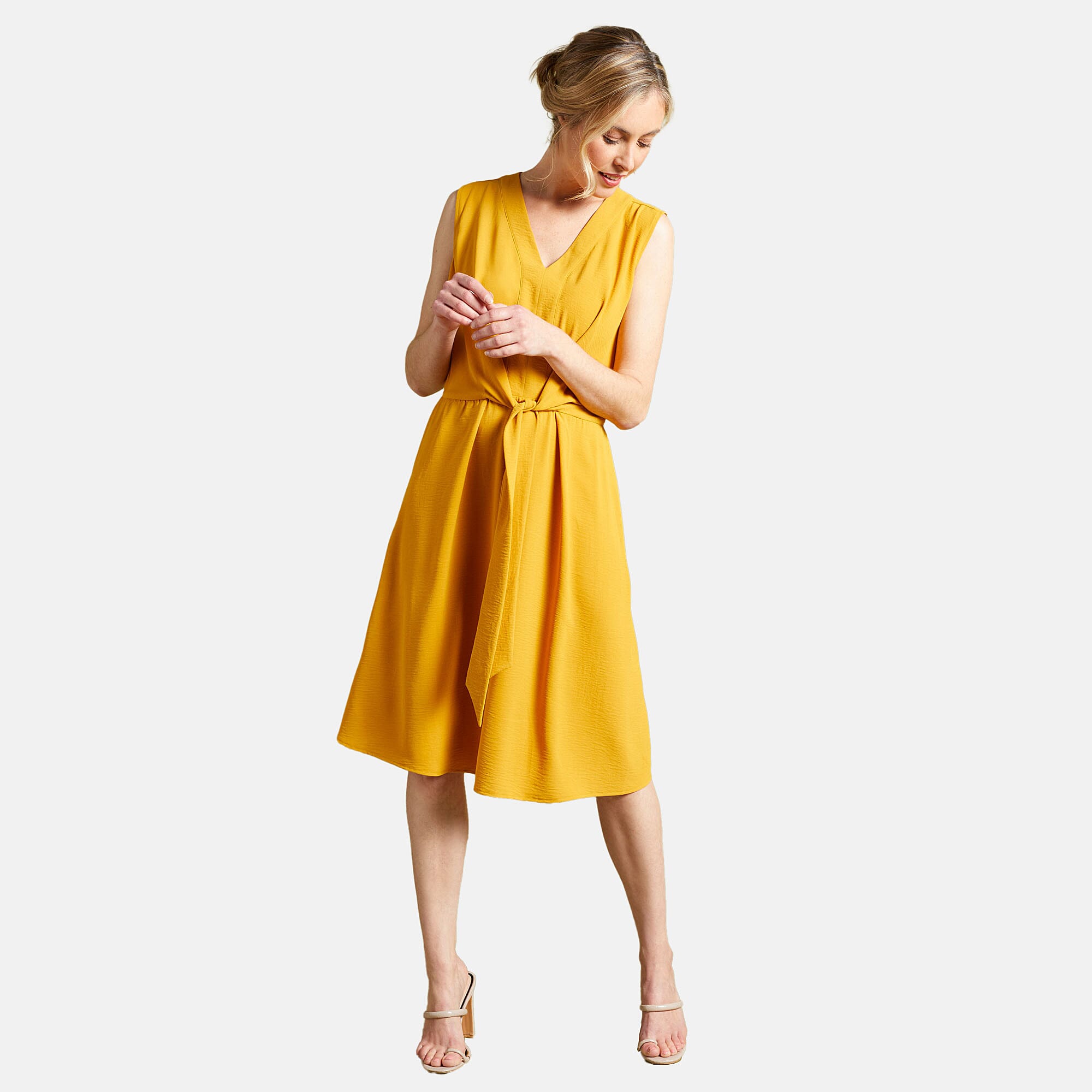 Emreco Tie Front Sleeveless V-Neck Midi Dress (Size 12) - Ochre