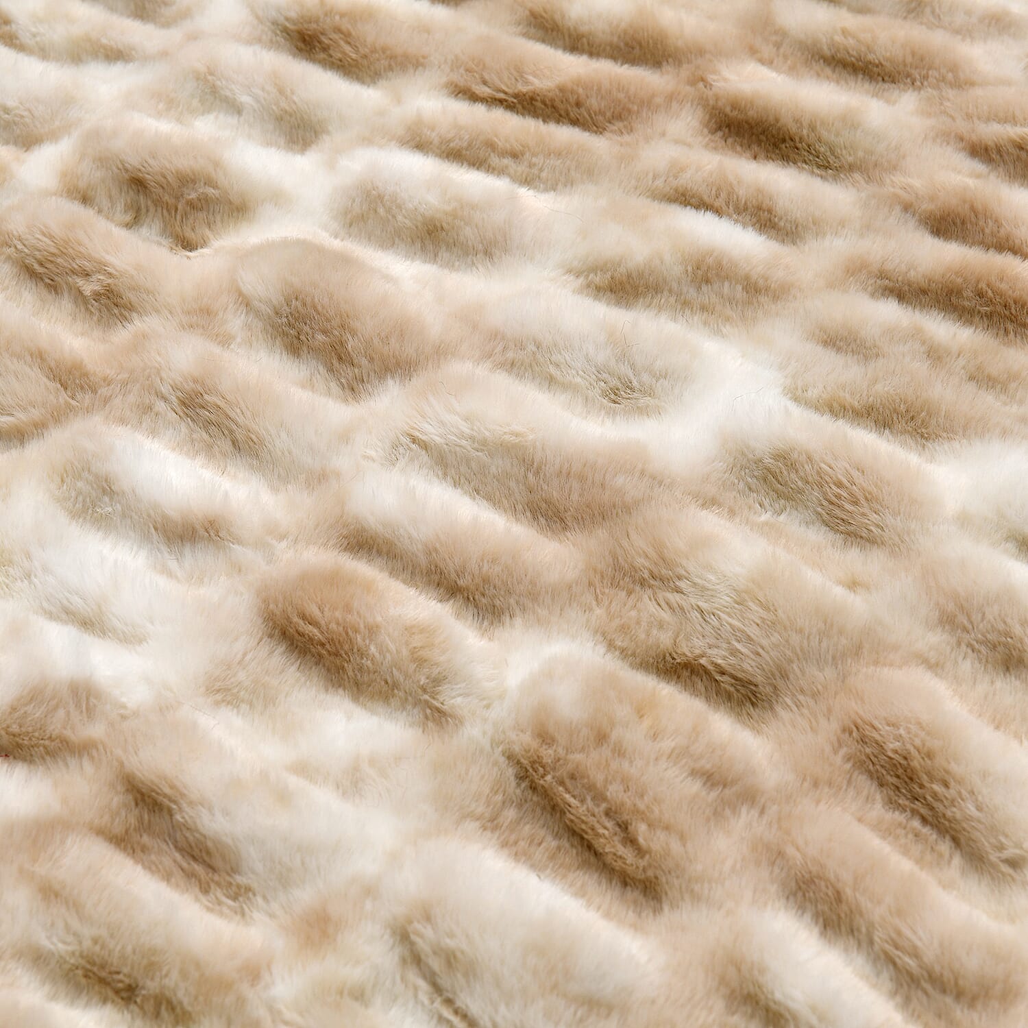 Super Soft Luxurious Faux Fur Blanket 600GSM - Khaki Super Soft Luxurious Faux Fur Blanket 600GSM - Khaki