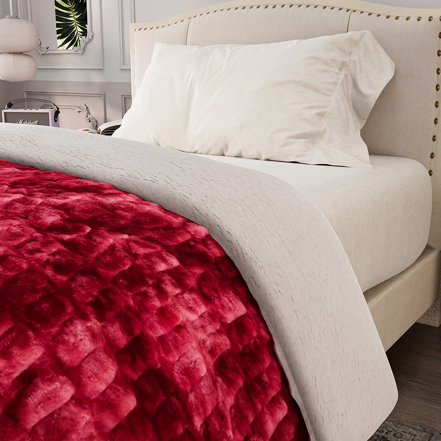 Super Soft Luxurious Faux Fur Blanket 600GSM - Red