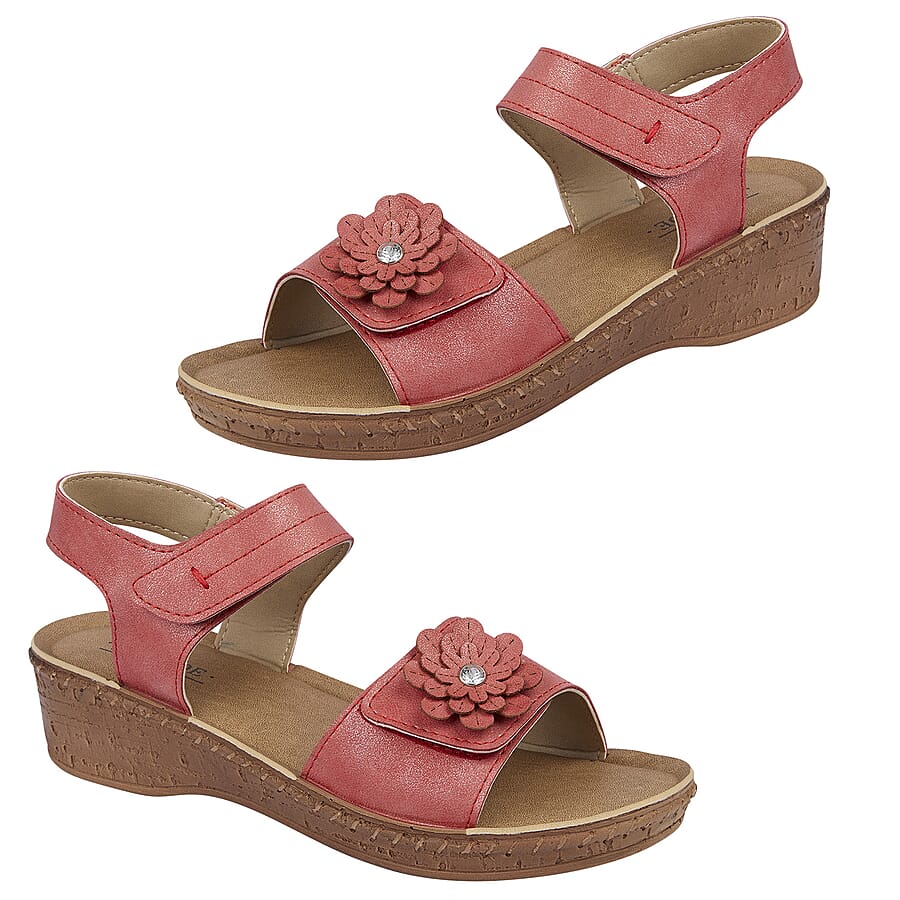 Jo & Joe HIBISCUS Lightweight Touch and Close Fastening Sandal (Size 4) - Red