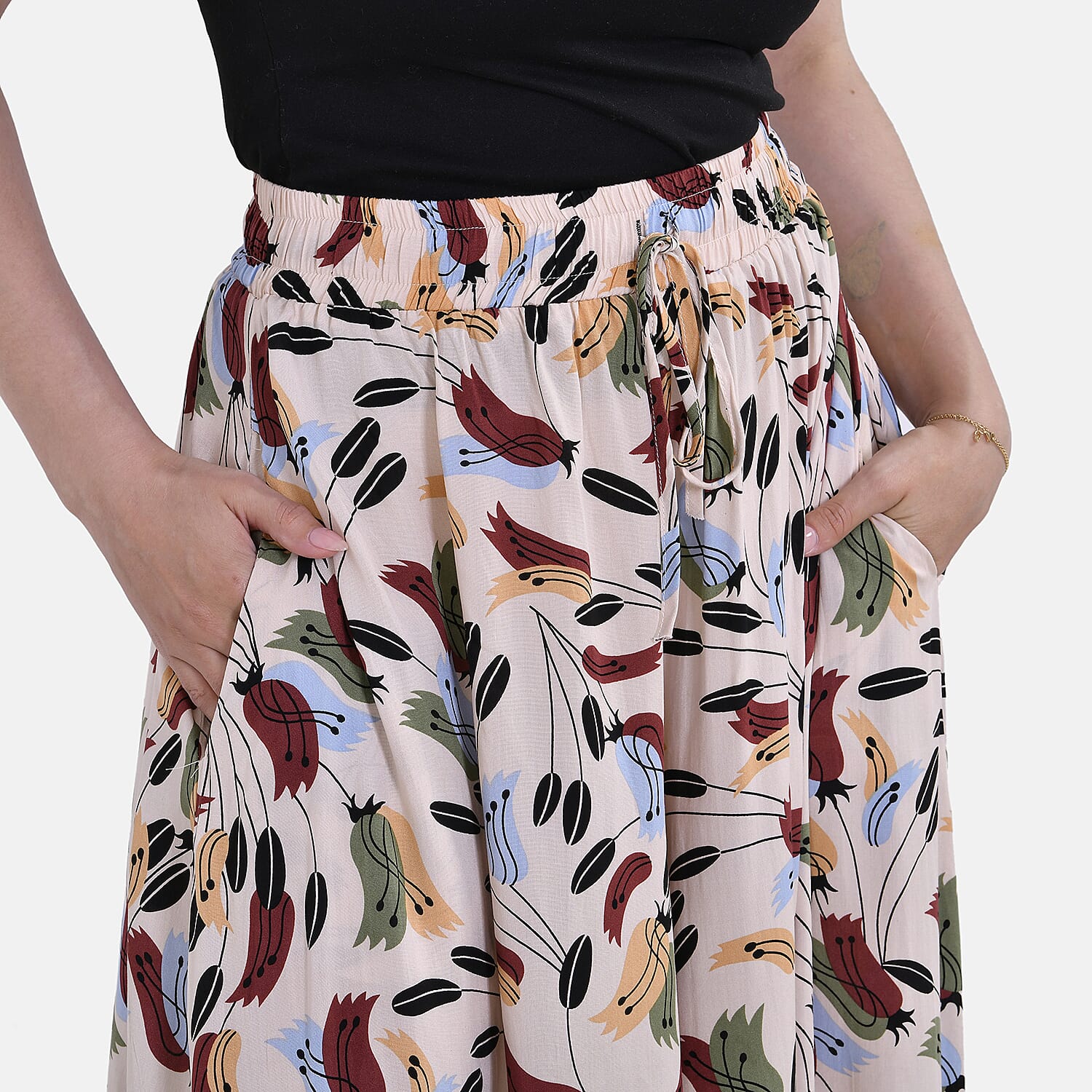 Tamsy 100% Viscose Floral Pattern Elastic-waistband Culotte (One Size 8 - 18) - Beige & Multi Tamsy 100% Viscose Floral Pattern Elastic-waistband Culotte (One Size 8 - 18) - Beige & Multi