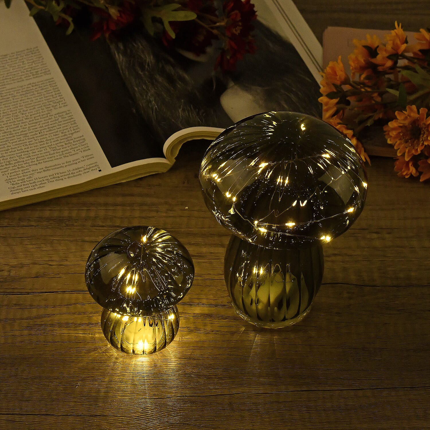 Set of 2 Glass Mushroom Table Lamps (Size 8x8x10 cm) - Dark Green