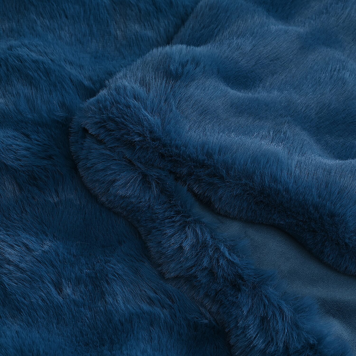 Faux Rabbit fur double layer blanket (Size 150 x 200 cm) - Navy & Cream