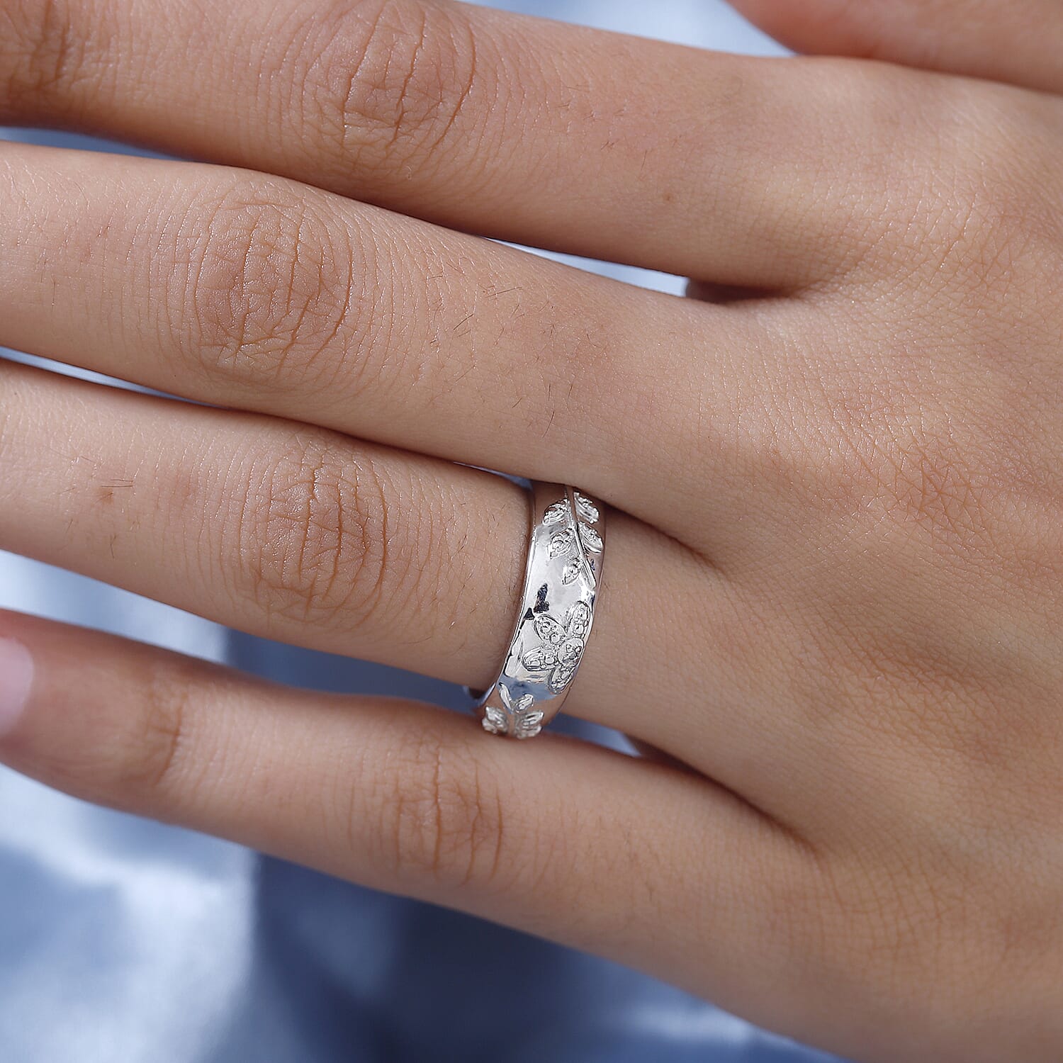 Diamond Floral Band Ring in Silver Tone