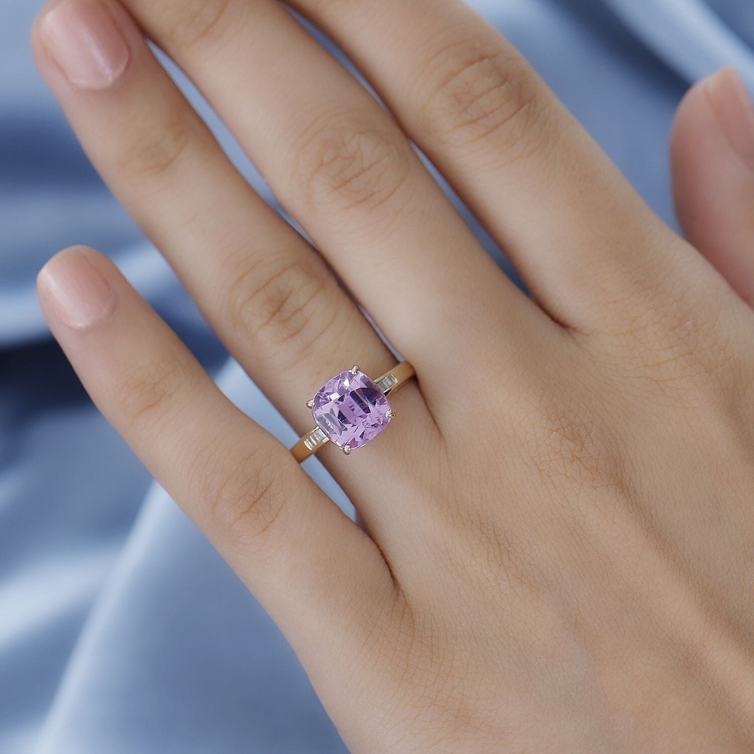 9K Yellow Gold AAA Patroke Kunzite & Diamond Ring 4.44 Ct