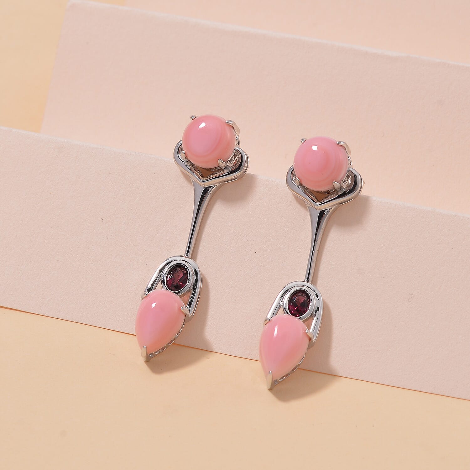 Queen Conch Shell, Rhodolite Garnet Solitaire Stud Push Post Earring in Rhodium Overlay Sterling Silver 9.36 Ct.