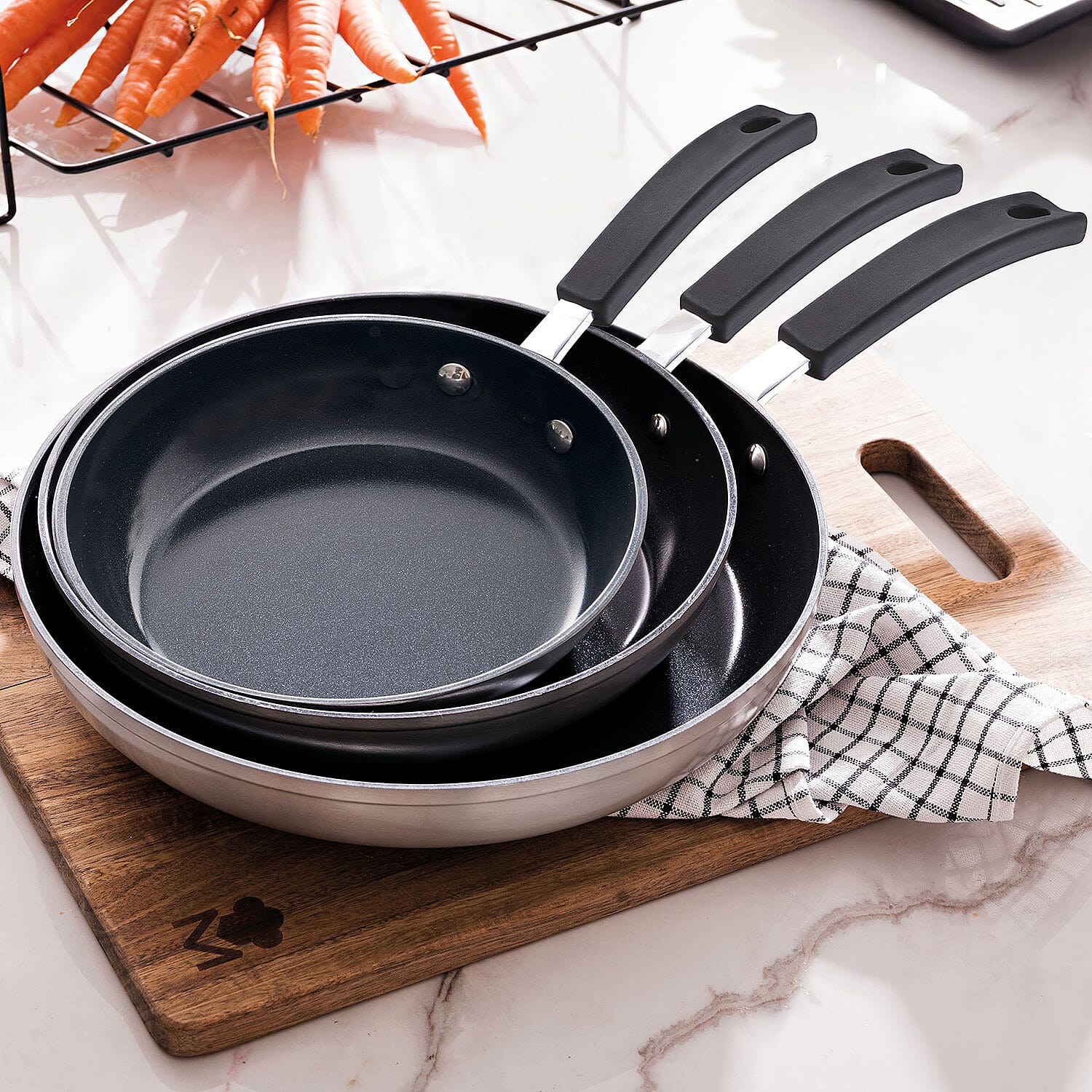 Fry Pan and Skillet (Size 26x20x30 cm) - Silver & Black