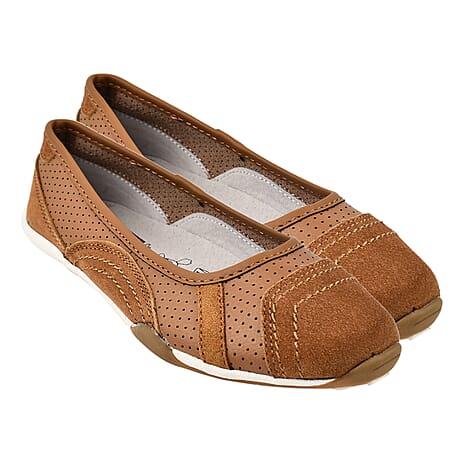 Down to Earth Ladies Leather Ballerina Shoe (Size 5) - Tan