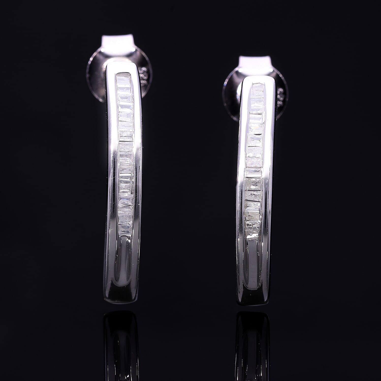 White Diamond Earring in Platinum Overlay Sterling Silver 0.19 ct 0.180 Ct.