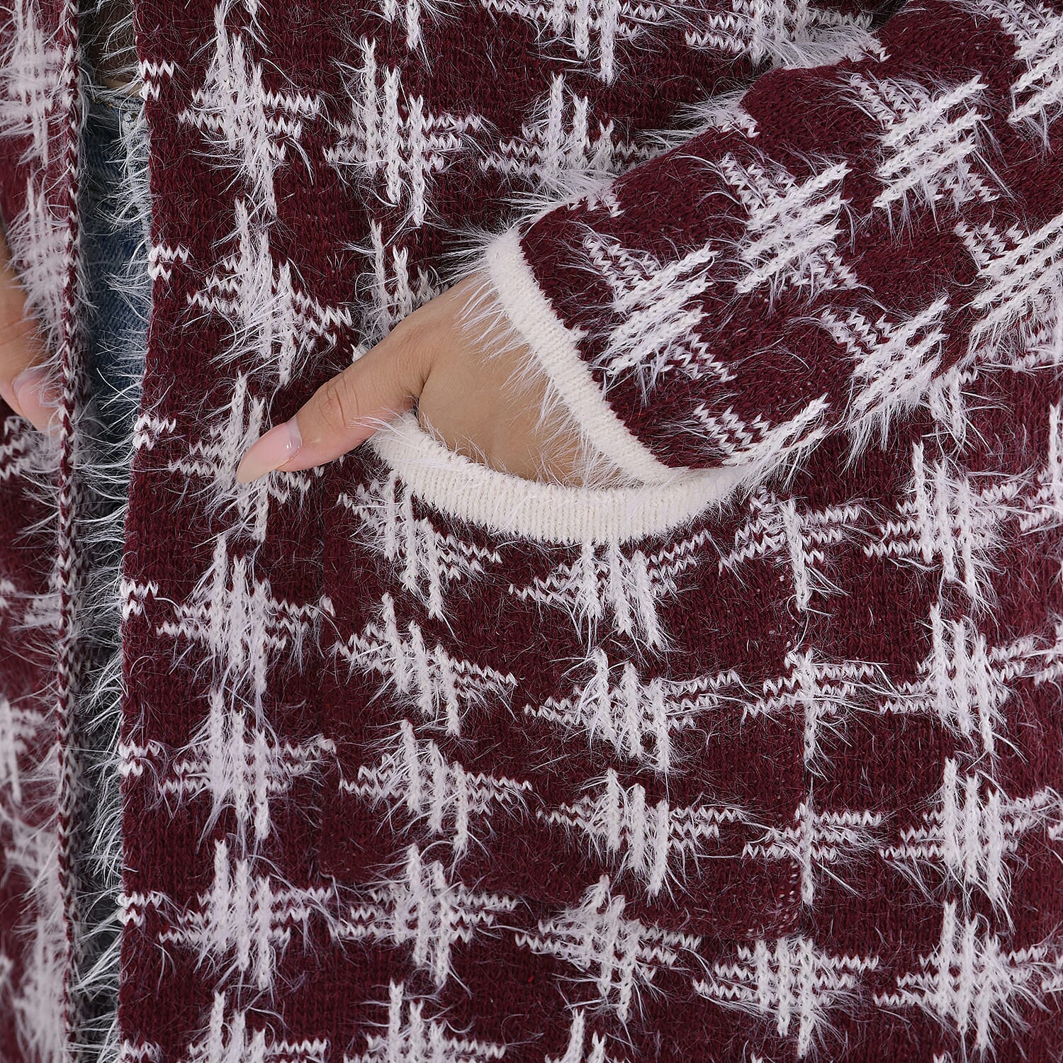 Tamsy Winter Hoodie with 2 Pockets