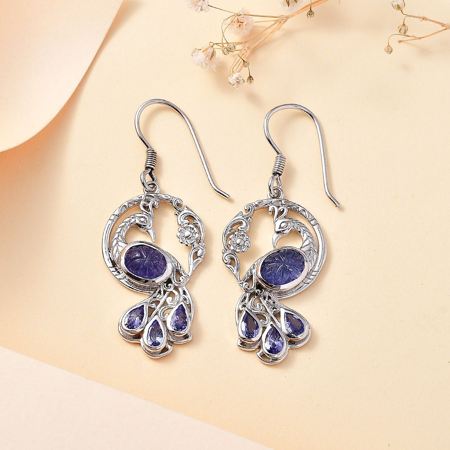 Tanzanite  Fancy Earring in rhodium Sterling Silver 5.14 ct,  Silver Wt. 8.65 Gms  5.138  Ct.