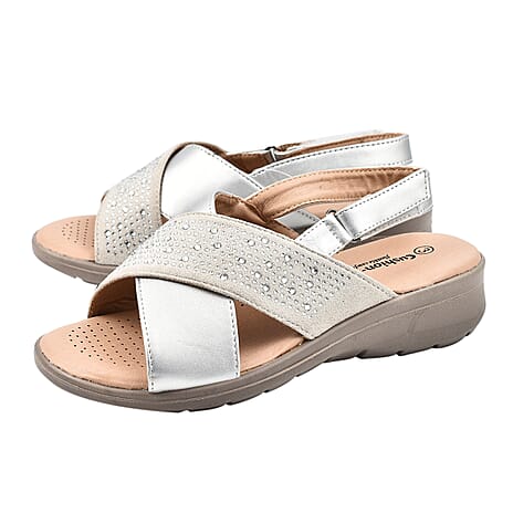 Cushion Walk Caroline Embelished Cross Over Sandle (Size 5) - Silver