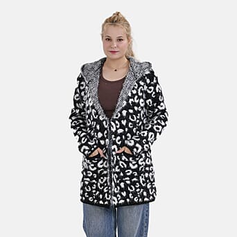 https://tjcuk.sirv.com/Products/78/0/7808614/Tamsy-Polyester-Geometric-Cardigan-and-Sweater-Jumper-Size-108x59-cm-B_7808614_3.jpg?w=342&h=342