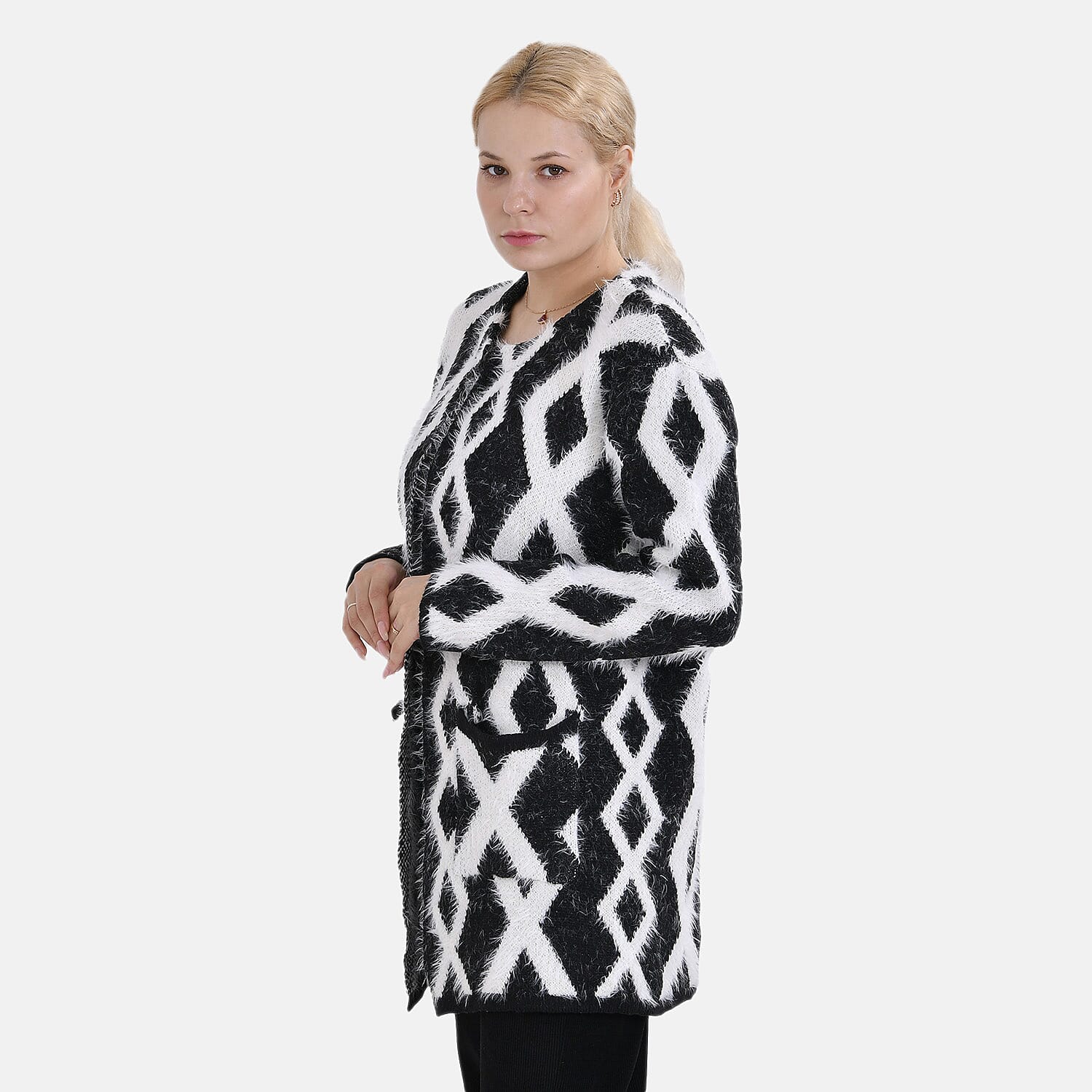 Tamsy Patterned Cardigan and Sweater-Jumper - White & Black