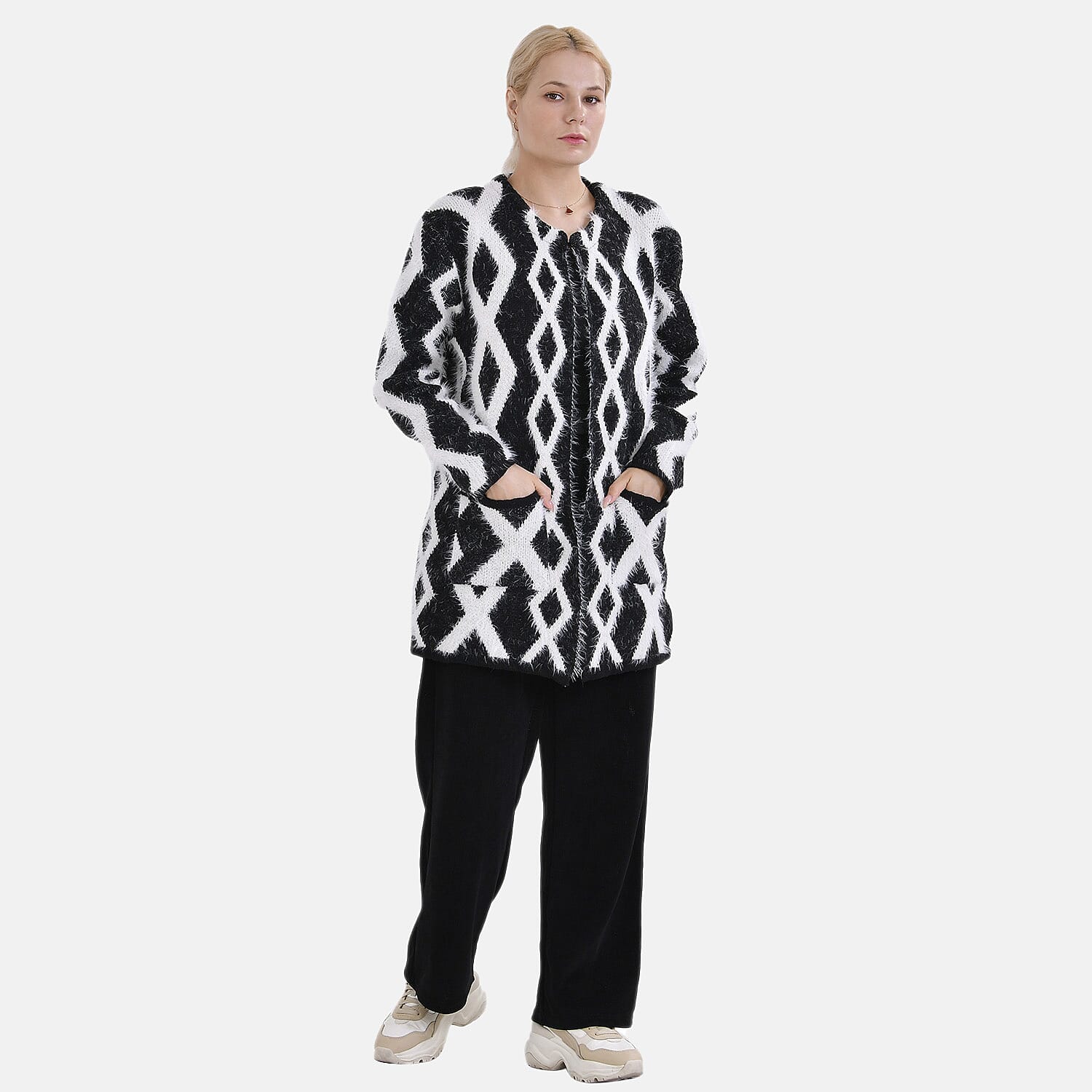 Tamsy Patterned Cardigan and Sweater-Jumper - White & Black