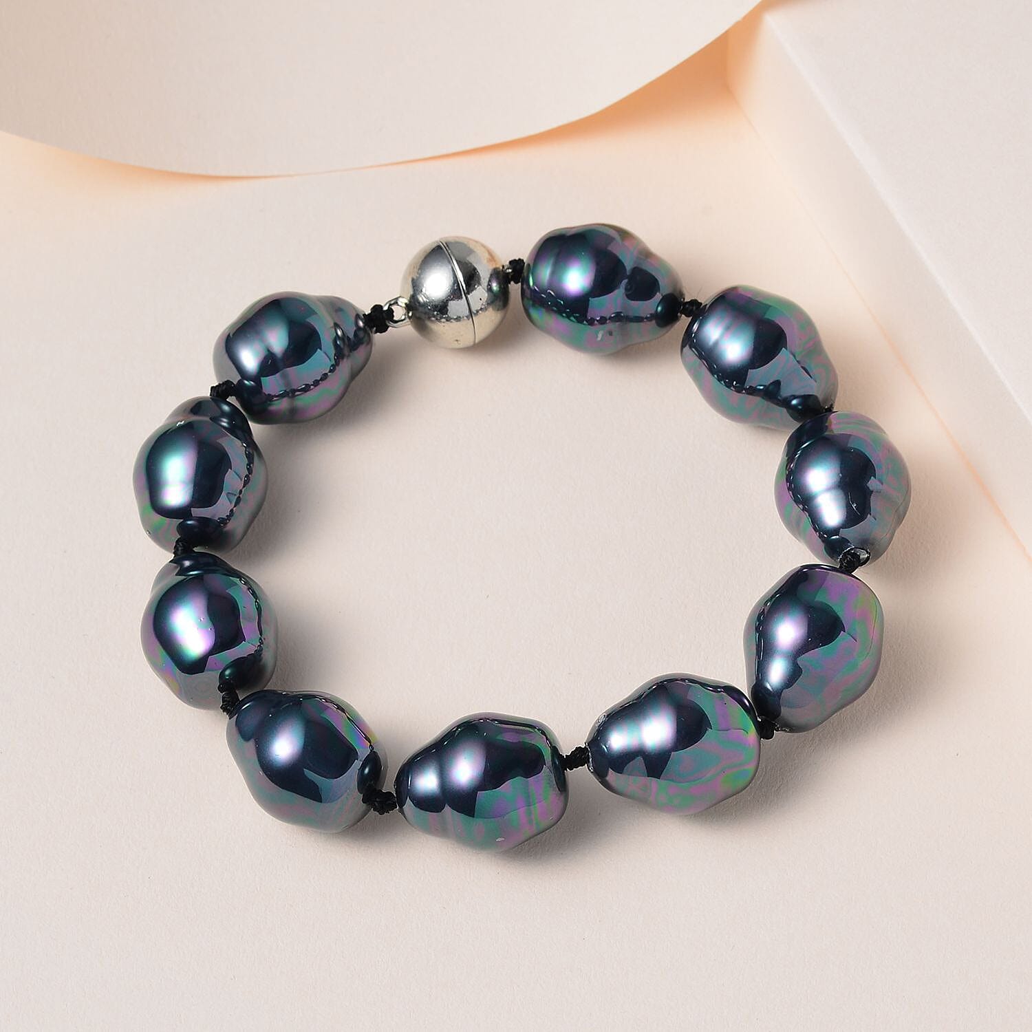 Peacock Color Shell Pearl Bracelet (Size - 8) in Rhodium Overlay Sterling Silver