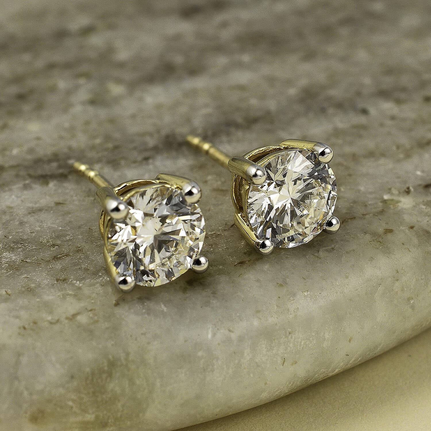 JCK Vegas Biggest Find Luxuriant Diamond - 14K Yellow Gold VS-GH Lab Grown Diamond Stud Earrings 2.00 Ct.