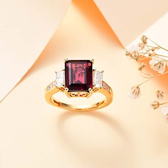 https://tjcuk.sirv.com/Products/78/1/7812273/Rhodolite-Garnet-Moissanite-Ring-in-18K-YG-Vermeil-Plated-Sterling-Sil_7812273_1.jpg?w=342&h=342