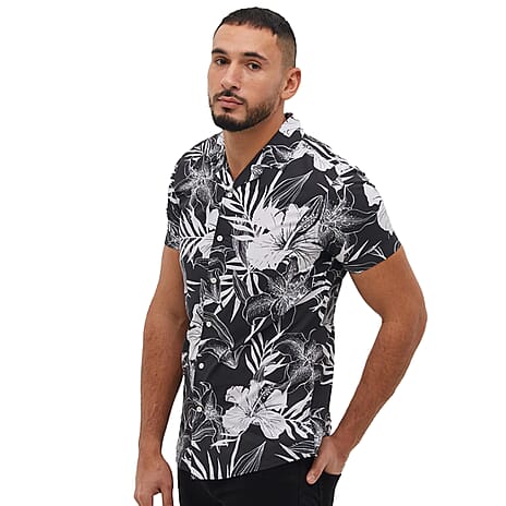 Bench 100% Cotton SS DEXUS Floral - Leaf Printed Mens Short Sleeve Shirt (Size L) - Black